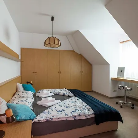 Schlosschen In Einem Vorort Von Wien Prázdninový dům Gablitz